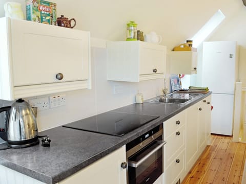 Open plan living/dining room/kitchen | The Coach House, Llanarmon Dyffryn Ceiriog