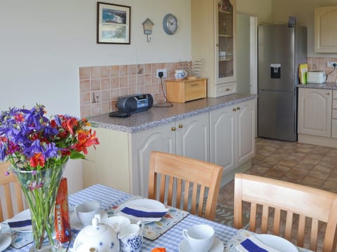 Kitchen/diner | Seafield, Church Bay, Anglesey