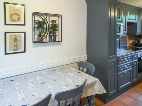 Kitchen | Laurel Cottage, Stoke Gabriel