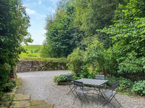 Surrounding area | Barn End Cottage, Blackwell in the Peak, nr. Buxton