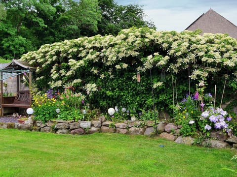Garden | Casa Nostro, Wooler