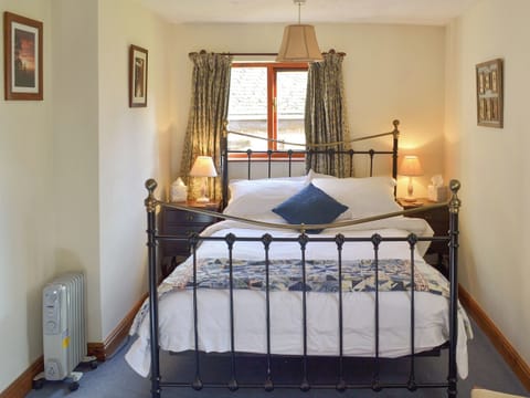 Comfortable double bedroom | The Secret Cottage, Cromford, near Matlock