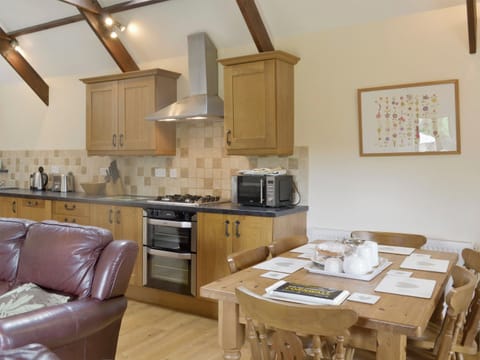 Convenient open plan design | Cider Barn - Burracott Farm, Poundstock, Bude