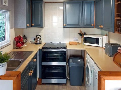 Kitchen area | Seileachan, Arduaine, by Oban