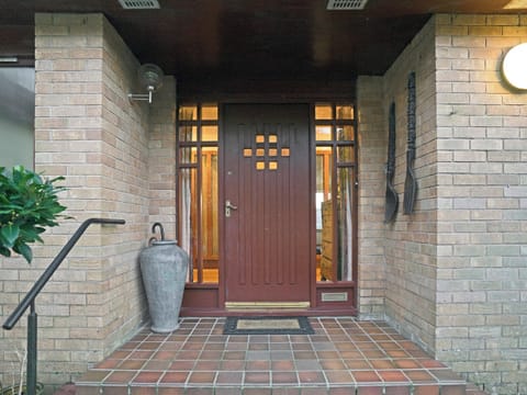 Attractive main entrance to holiday home | Rosmuire, Shandon, near Helensburgh