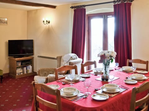 Living room/dining room | Craneham Court, Buckland Brewer