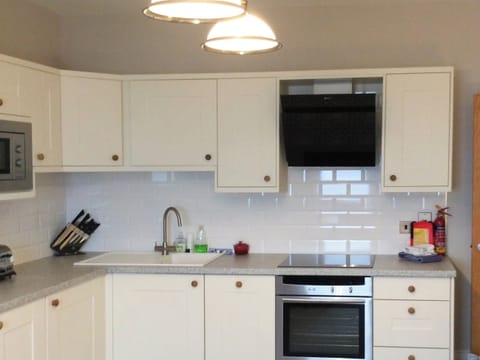 Kitchen | Apartment 5 - The Landings, Filey