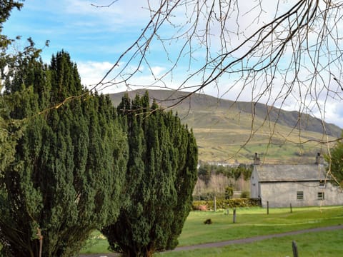 Views of the picturesque surrounding area | Bridge House, Threlkeld