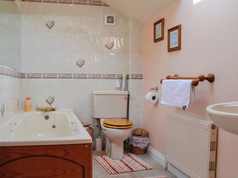Bathroom | Cider Press Cottage, Oldcroft, Lydney