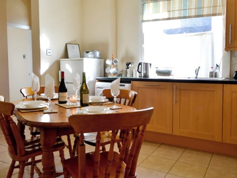 Kitchen and dining area | Kirsty Cottage, Moffat