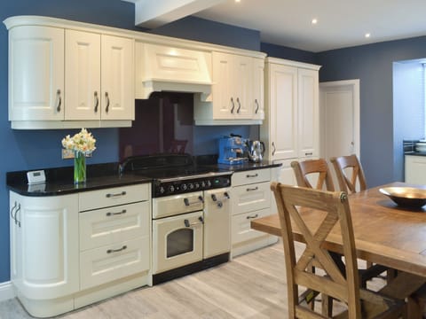 Open plan living space | Littlecroft, Alnmouth