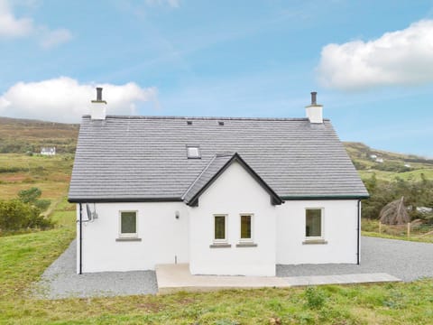 Exterior | Springburn Cottage, Fasach, nr. Dunvegan