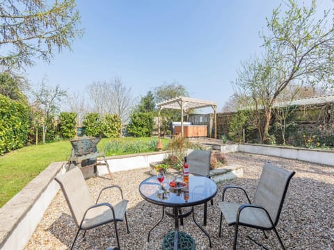 Sitting-out-area | Quantock Hideaway, Aley, Over Stowey