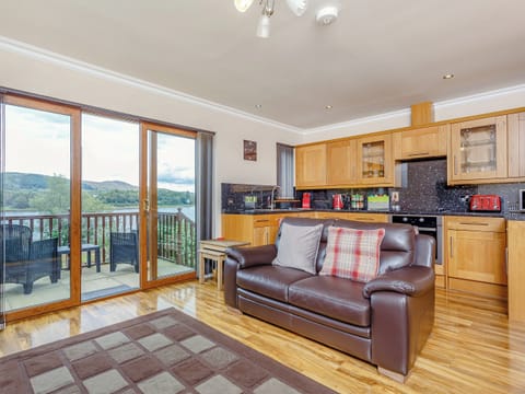 Open plan living space | Carinish Beag, Achaphubuil near Fort William