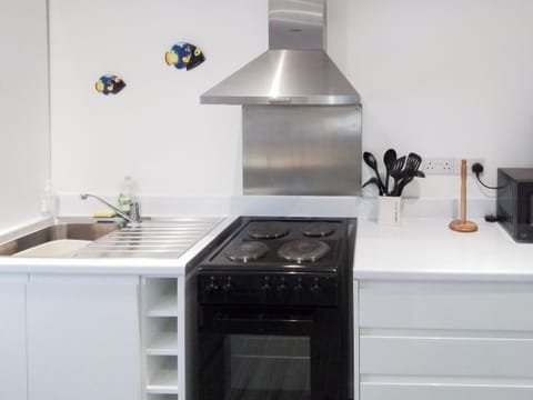 Kitchen | Quayside, Cemaes Bay