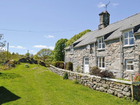Idyllic country cottage | Hen Hafod, Bala