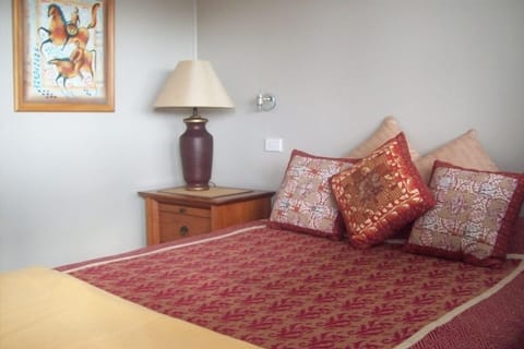 4 bedrooms, in-room safe, iron/ironing board, free WiFi