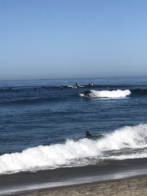 Beach nearby, sun loungers, beach towels