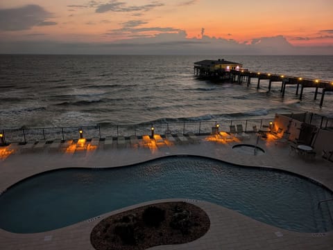 Outdoor pool, a heated pool