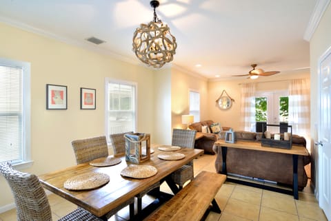 Wonderful open kitchen, dining and living room