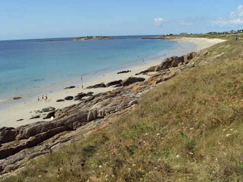 Beach nearby, sun loungers