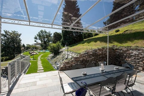 Covered terrace for al fresco dining