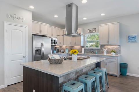 Stocked kitchen for all your cooking needs
