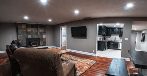 Spacious family room with open layout. Great for socializing