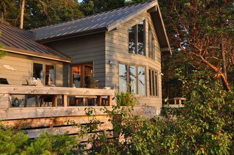 Oceanfront serenity tucked into the douglas firs