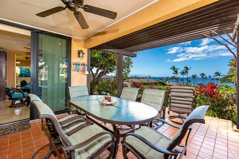 Ocean view from your private lanai & outdoor dining