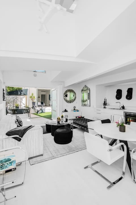 Guest house Living area 