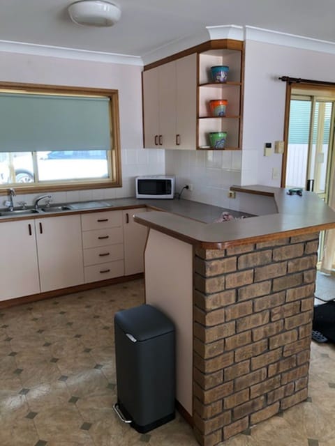 Cosy 3 bedroom house close to town House in Port Lincoln