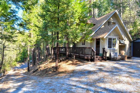 Looking down driveway...top of drive has room for two vehicles comfortably.