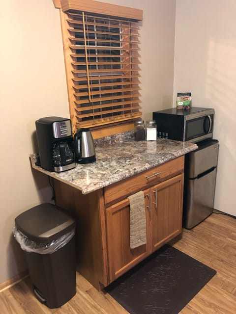 Fridge, microwave, coffee/tea maker, electric kettle