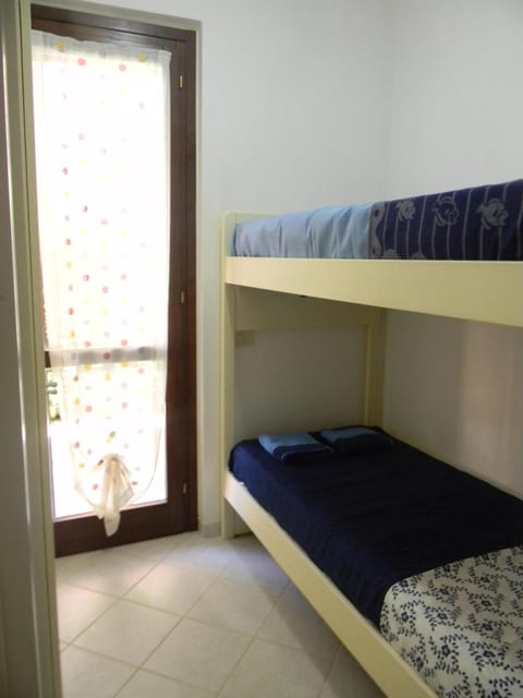 2 bedrooms, iron/ironing board, free WiFi, wheelchair access