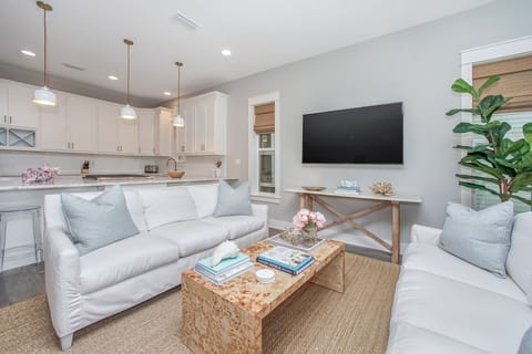 110 Surfer Lane - Seacrest - First Floor - Living Area