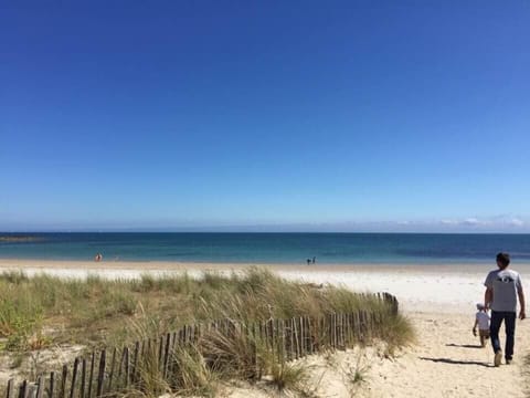 Beach nearby, sun loungers