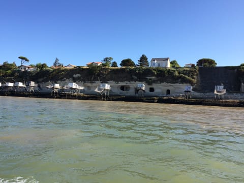 Beach nearby, sun loungers