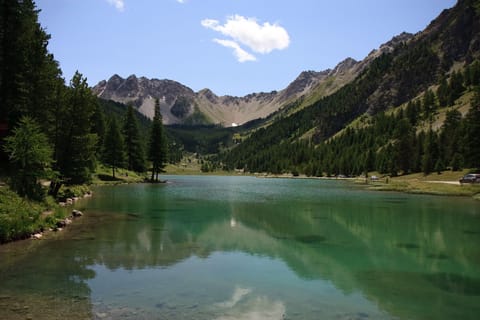 Orceyrette lake, perfect for family walks