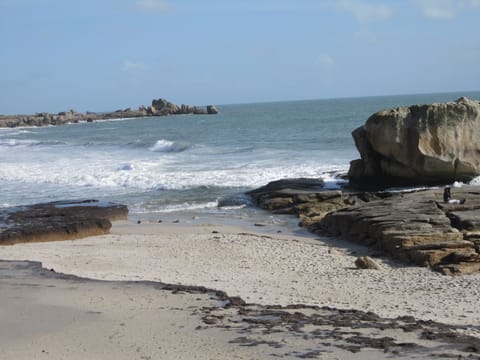 Beach nearby, sun loungers