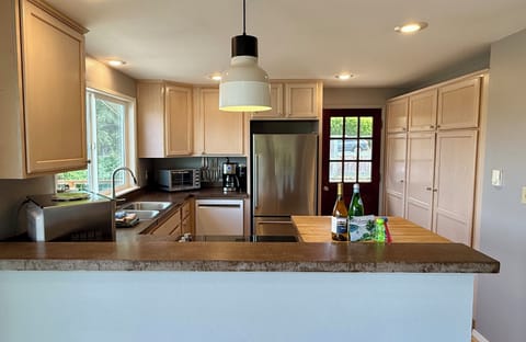 Fully stocked cook's kitchen.