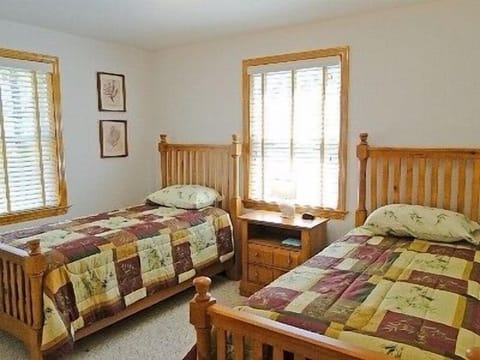 !st floor twin beds with flat screen tv and dvd player