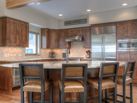 Homestead Chalet 5, Kitchen, 4