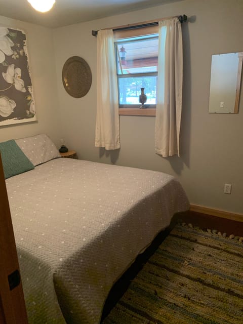 Main floor king bedroom