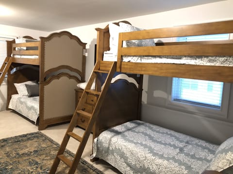 12 bedrooms, iron/ironing board, WiFi