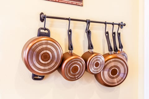 Every kitchen item you would need, is provided