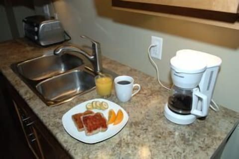 Fridge, microwave, coffee/tea maker, electric kettle