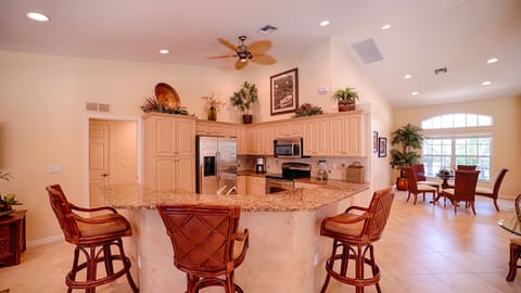 New kitchen, granite counters - perfect for entertaining!