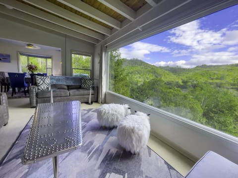 Plenty of room for your whole crew to board game and sip the night away.