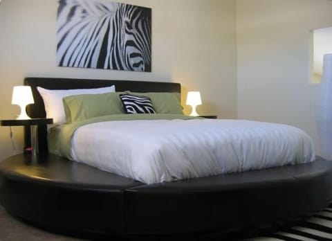 Master loft with memory foam mattress & hypo-allergenic down comforter
